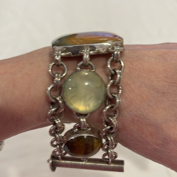 Echo of the Dreamer Sterling and Stone Bracelet - Picture 8 of 11